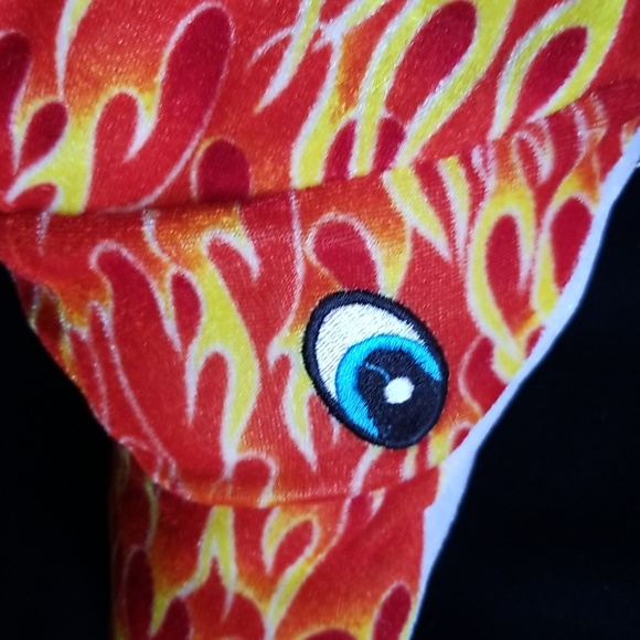 Dolphin Suff Animal with Fire print on top and white belly - Picture 4 of 4